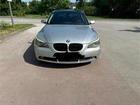 Gebraucht BMW 530 231 PS (169 kW) 2003 Silber Limousine