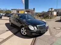 Usado Mercedes E220 Avantgarde 170 CV (125 kW) 2007 Negro Berlina