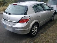 Brugt Opel Astra 125 HK (91 kW) 2004 Grå Hatchback
