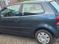 Gebraucht VW Polo 60 PS (44 kW) 2008 Grau Kleinwagen