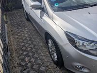 Gebraucht Ford Focus Titanium 140 PS (102 kW) 2014 Silber Kombi