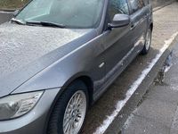 Gebraucht BMW 316 116 PS (85 kW) 2011 Grau Kombi
