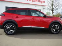 Neu Peugeot 2008 145 PS (106 kW) 2025 Elixirrotmet. SUV
