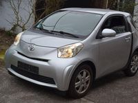 Gebraucht Toyota iQ 69 PS (50 kW) 2011 Silber Kleinwagen
