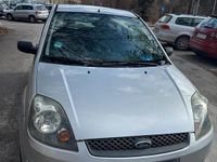 Gebraucht Ford Fiesta 69 PS (50 kW) 2007 Silber Kleinwagen