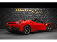 Gebraucht Ferrari SF90 999 PS (734 kW) 2025 Rot Cabrio