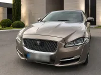 Gebraucht Jaguar XJ 300 PS (220 kW) 2016 Gold Limousine
