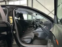 Gebraucht Peugeot 208 Active 73 PS (53 kW) 2022 Schwarz Kleinwagen