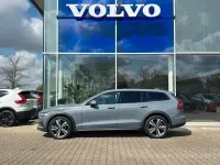 Gebraucht Volvo V60 CC Ultimate 197 PS (144 kW) 2023 728 thunder grey metallic Kombi