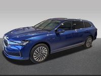 Neu Skoda Superb LAURIN & KLEMENT 150 PS (110 kW) 2026 Blau Kombi
