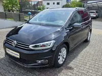 Gebraucht VW Touran Highline 150 PS (110 kW) 2017 Deep black perleffekt Van / Kleinbus