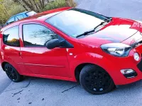 Gebraucht Renault Twingo 75 PS (55 kW) 2012 Rot Kleinwagen