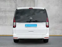 Gebraucht VW Caddy Life 122 PS (89 kW) 2022 Weiß Van / Kleinbus