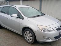 Gebraucht Opel Astra 100 PS (73 kW) 2011 Silber Kombi