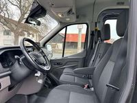Gebraucht Ford Transit Trend 131 PS (96 kW) 2019 Grau Kombi