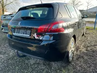 Gebraucht Peugeot 308 131 PS (96 kW) 2018 Schwarz Limousine