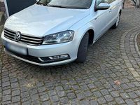 Gebraucht VW Passat 150 PS (110 kW) 2012 Silber Kombi