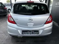 Używany Opel Corsa 87 KM (63 kW) 2012 Srebrny Hatchback