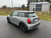 Gebraucht Mini Cooper Hatch 136 PS (100 kW) 2021 Grau Kleinwagen