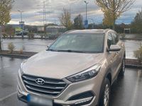 Gebraucht Hyundai Tucson 132 PS (97 kW) 2018 Beige SUV