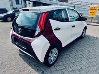 Gebraucht Toyota Aygo 72 PS (52 kW) 2020 Weiß Kleinwagen