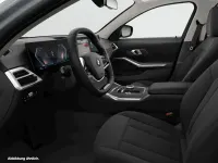 Gebraucht BMW 318 150 PS (110 kW) 2025 Skyscraper grau metallic Kombi