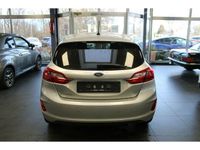 Używany Ford Fiesta Titanium 101 KM (74 kW) 2019 Srebrny Sedan/Limuzyna