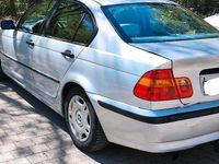 Second-hand BMW 318 143 CP (105 kW) 2002 Argintiu Berlinǎ