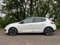 Gebraucht Renault Mégane Bose Edition 132 PS (97 kW) 2015 Weiß Limousine