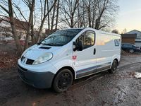 Gebraucht Renault Trafic 115 PS (84 kW) 2011 Weiß Van / Kleinbus