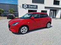 Gebraucht Suzuki Swift Comfort 83 PS (61 kW) 2025 Burning red pearl metallic Kleinwagen