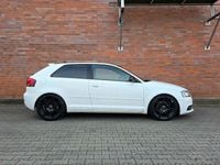 Gebraucht Audi A3 Ambition 140 PS (102 kW) 2011 Weiß Kleinwagen