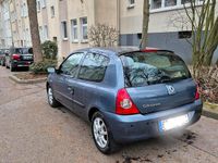 Gebraucht Renault Clio II 58 PS (42 kW) 2009 Blau Kleinwagen