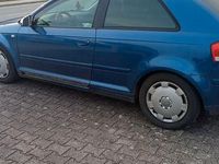 Gebraucht Audi A3 Attraction 116 PS (85 kW) 2004 Blau Kleinwagen