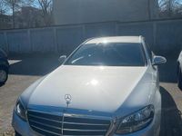 Gebraucht Mercedes E220 194 PS (142 kW) 2017 Silber Kombi