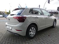 Neu VW Polo 80 PS (58 kW) 2025 Grau Limousine