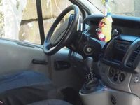 Gebraucht Renault Trafic 101 PS (74 kW) 2006 Weiß Van / Kleinbus