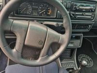 Używany VW Golf Edition 129 KM (94 kW) 1989 Purpurowy Coupe
