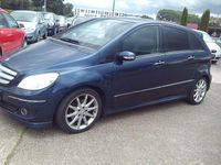 Gebraucht Mercedes E200 193 PS (141 kW) 2006 Blau Limousine