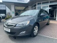 Gebraucht Opel Astra 131 PS (96 kW) 2012 Karbongrau (metallic) Kombi