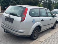 Gebraucht Ford Focus 101 PS (74 kW) 2005 Grau Kombi