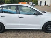 Gebraucht VW Polo Trendline 60 PS (44 kW) 2017 Weiß Limousine