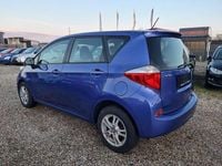 Gebraucht Toyota Verso-S Life 99 PS (72 kW) 2011 Satin blue mm Van / Kleinbus