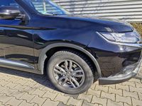Używany Mitsubishi Outlander Active 150 KM (110 kW) 2019 Czarny SUV