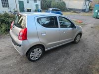 Gebraucht Nissan Pixo 2009 Silber Kleinwagen