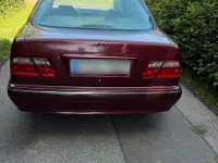 Gebraucht Mercedes E220 143 PS (105 kW) 2000 Andere farben Kombi