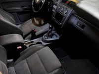 Gebraucht VW Touran 140 PS (102 kW) 2004 Grau Van / Kleinbus