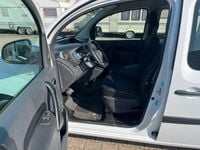 Gebraucht Renault Kangoo 44 kW (60 PS) 2014 Weiß Van / Kleinbus