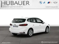 Gebraucht BMW 225 Active Tourer 245 PS (180 kW) 2023 Weiß Van / Kleinbus