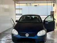 Gebraucht VW Golf V 102 PS (75 kW) 2004 Blau Kleinwagen